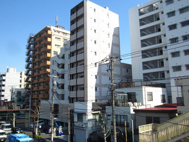 LA.東十条