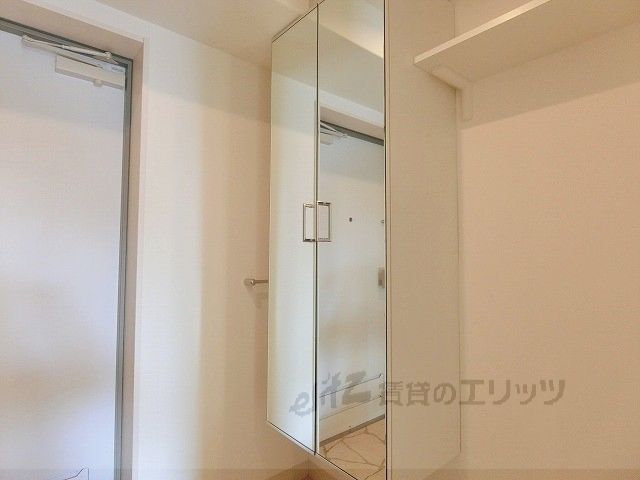 その他設備　鏡付