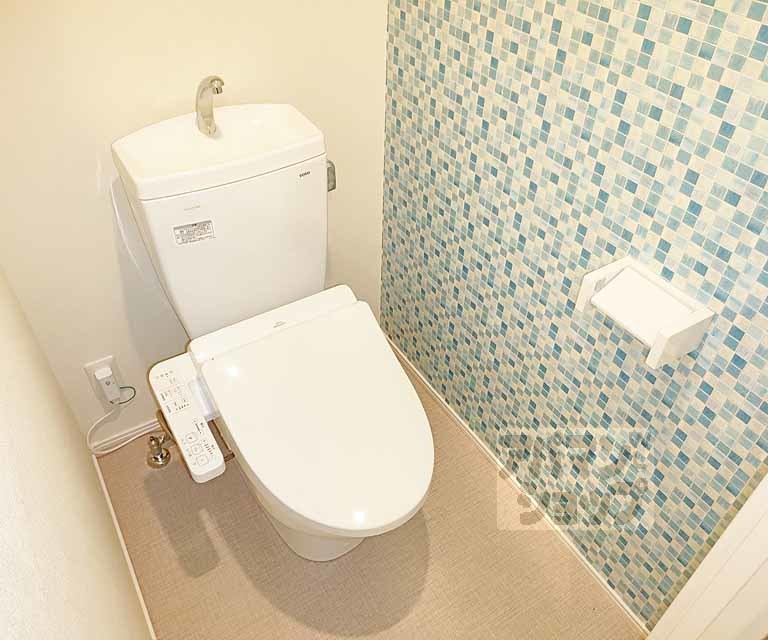 ブライト伏見のトイレ写真