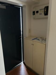ＪＲ総武線 新小岩駅 徒歩6分 7階建 築39年の玄関写真