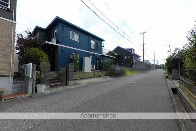 その他　前面道路（その他）まで0m
