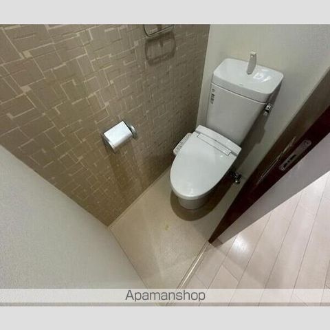 ＪＲ大阪環状線 野田駅 徒歩10分 8階建 築12年のトイレ写真