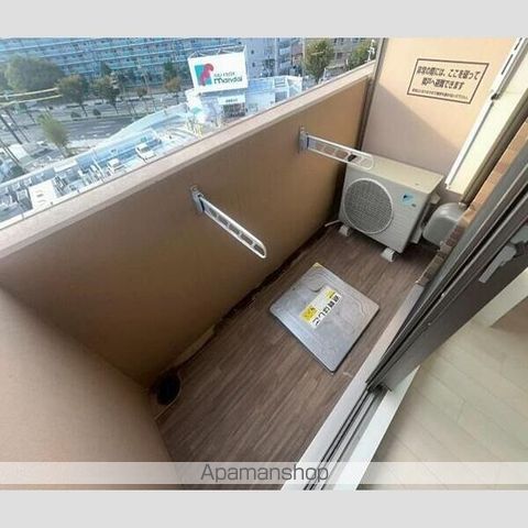 ＪＲ大阪環状線 野田駅 徒歩10分 8階建 築12年の居間写真