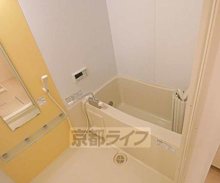 バス・シャワールーム　清潔感のある浴室です！