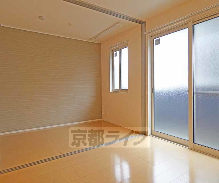 居室・リビング　広々としたお部屋です！
