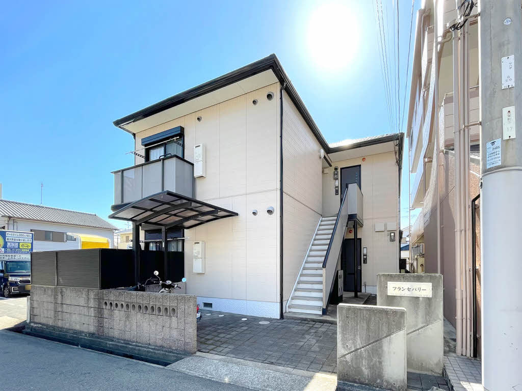 建物外観　住宅街です
