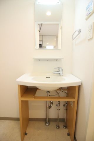 洗面設備　（別タイプ参考写真）南大塚パレス　豊島区南大塚3