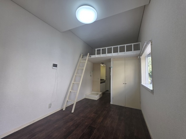 その他部屋・スペース　★ロフト付きの洋室★※リフォーム前の写真です