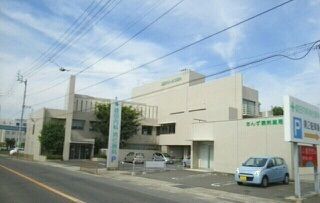 病院　綾田内科消化器科クリニックさん（病院）まで600m