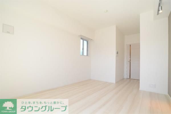 ステージファースト田端アジールコートの居間写真