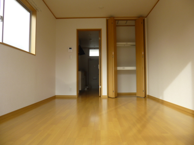 リュミエ旭ヶ丘の居間写真
