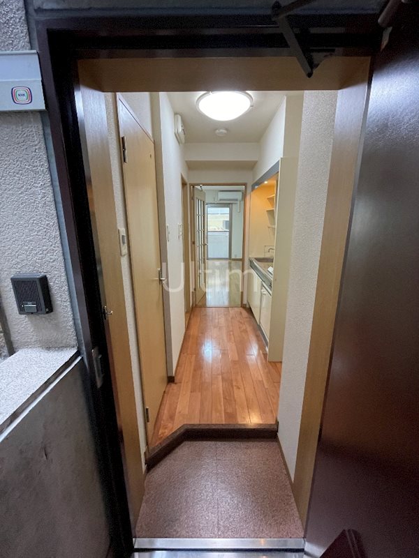 玄関　別の部屋の写真