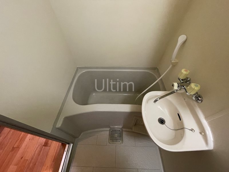 洗面設備　別の部屋の写真