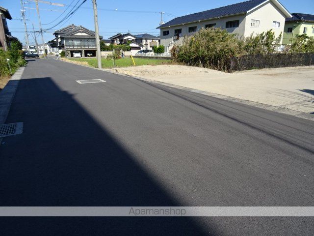 その他　前面道路（その他）まで0m