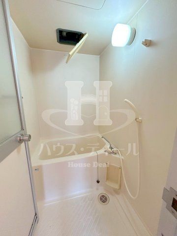 バス・シャワールーム　別号室参考写真です