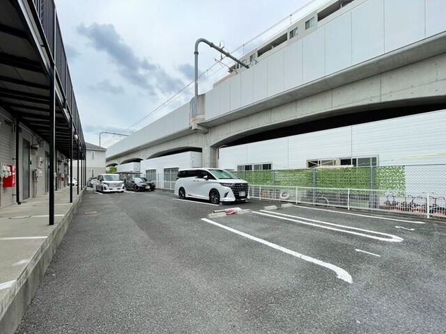 駐車場　駐車場