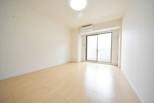 居室・リビング　★★くつろげるお部屋です★★