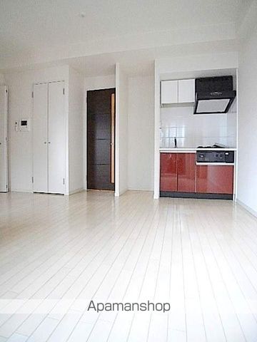 S-RESIDENCE Hommachi Marksの居間写真