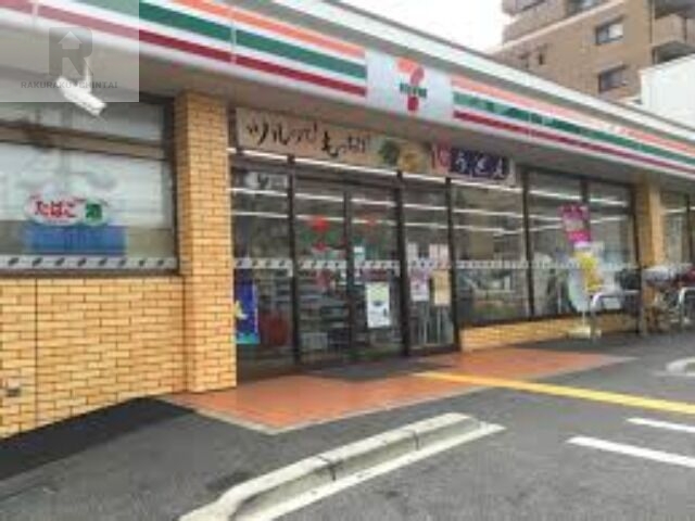 コンビニ　セブンイレブン尼崎上坂部3丁目店（コンビニ）まで306m