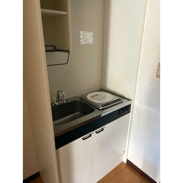 キッチン　同一物件別部屋写真