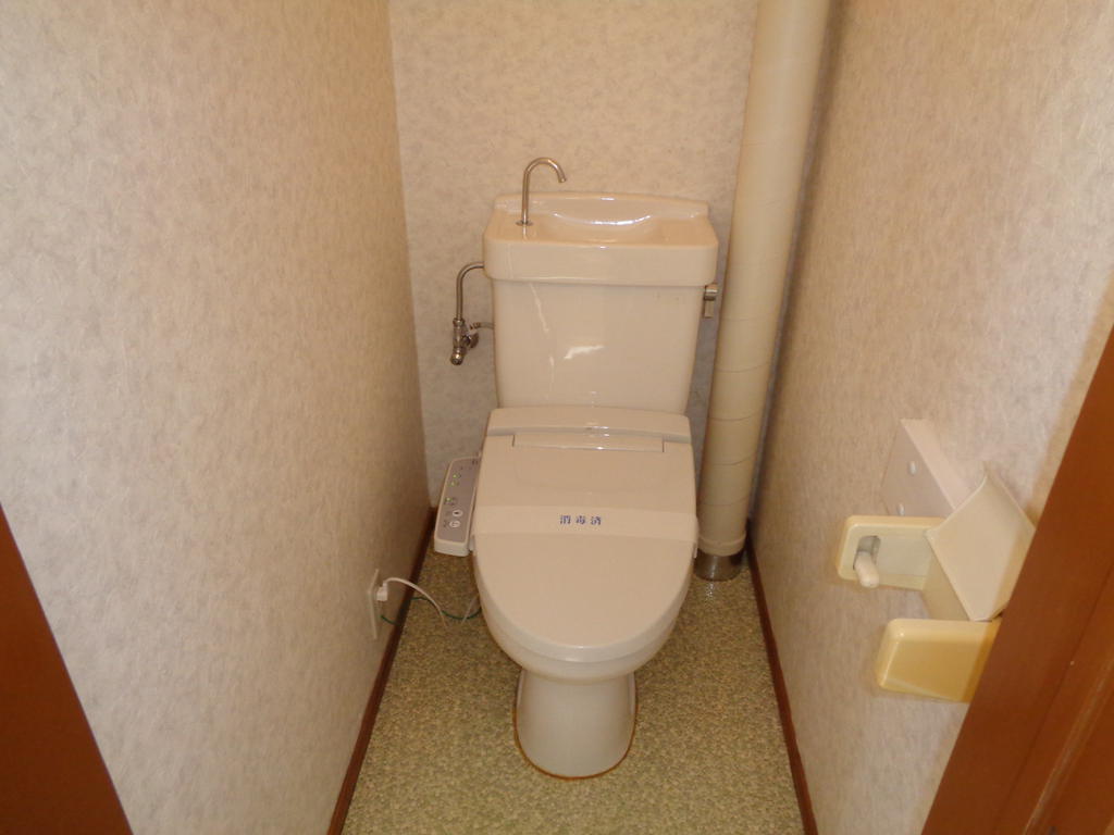 トイレ　ウォシュレット付