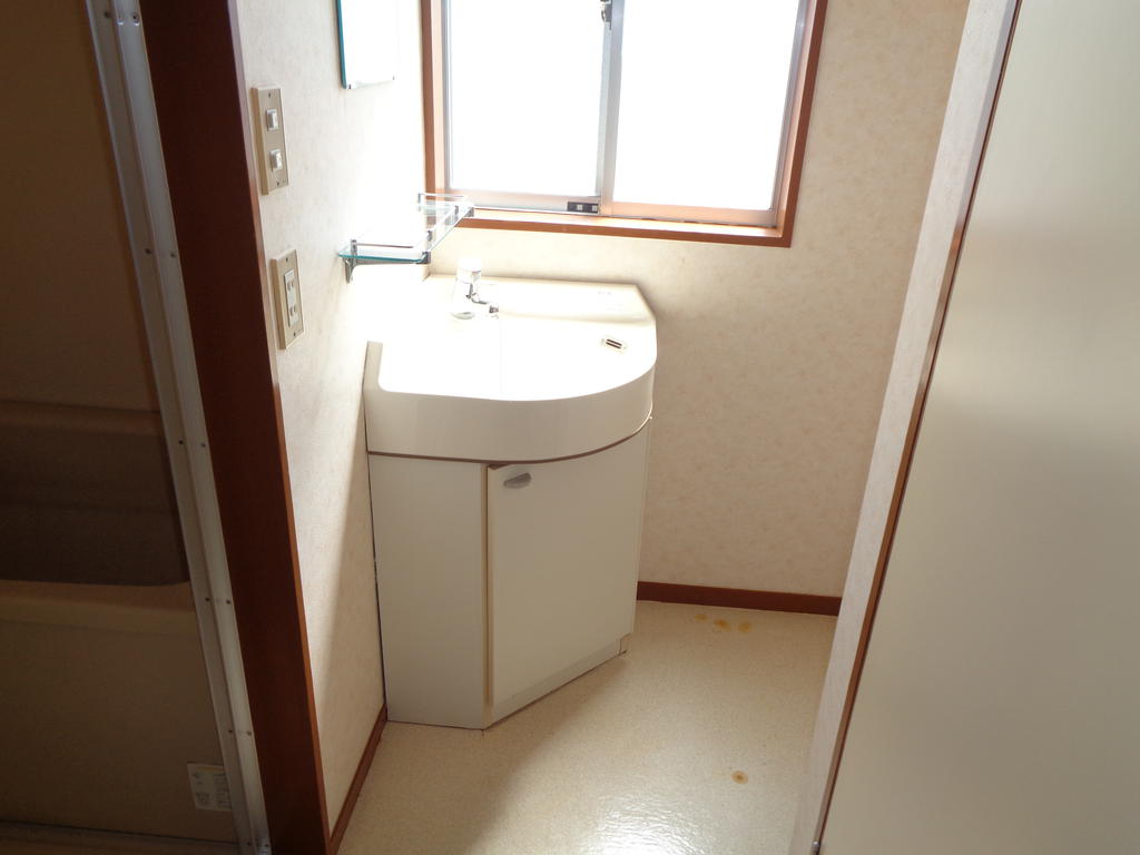 洗面設備　給湯