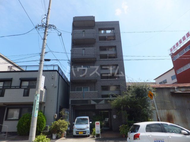 名古屋市中村区権現通のマンションの建物外観