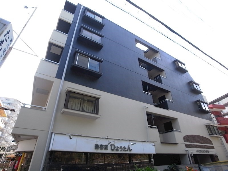 神戸市垂水区西脇のマンションの建物外観