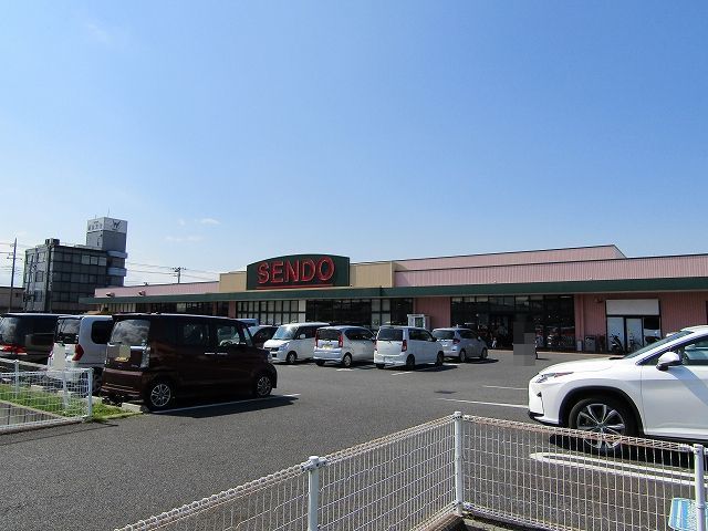 【茂原市長清水のアパートのスーパー】