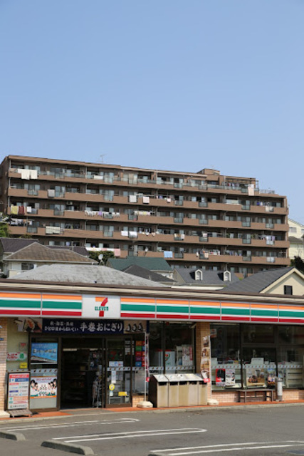 コンビニ　セブンイレブン川崎犬蔵2丁目店（コンビニ）まで927m
