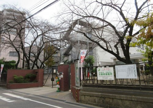 【大阪市阿倍野区松虫通のアパートの小学校】