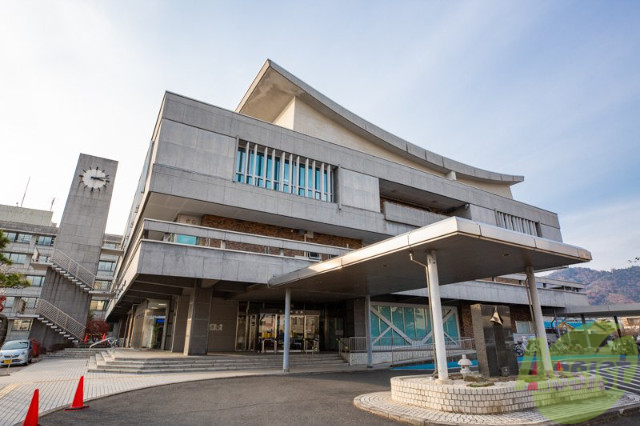役所　箕面市役所（役所）まで2500m