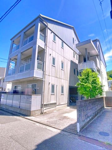 建物外観　2025年7月撮影