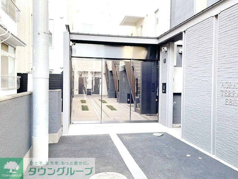 エントランス　部屋探しは株式会社　タウンハウジング　までお気軽にお問合せ…