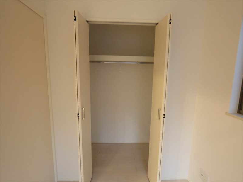 収納　クローゼット（収納充実してま　す）同仕様写真