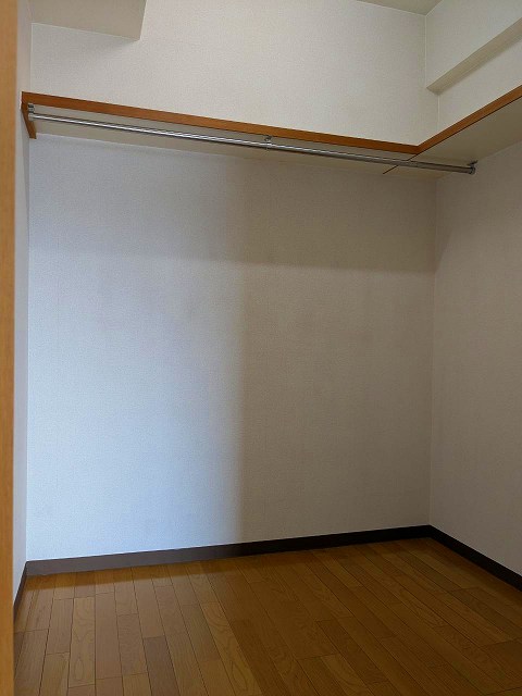 収納　ウォークインクローゼット