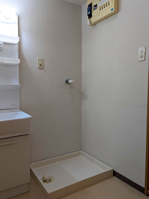 その他設備　洗濯機置場