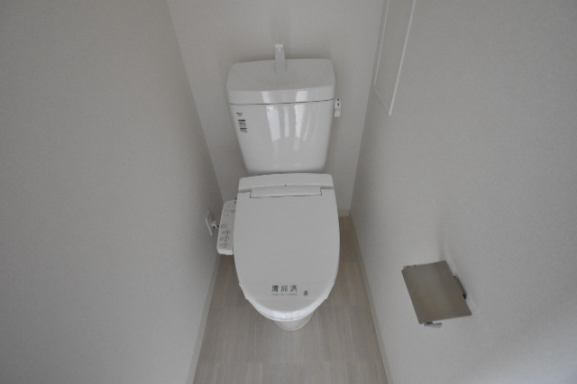 トイレ　プレサンス岡山駅前