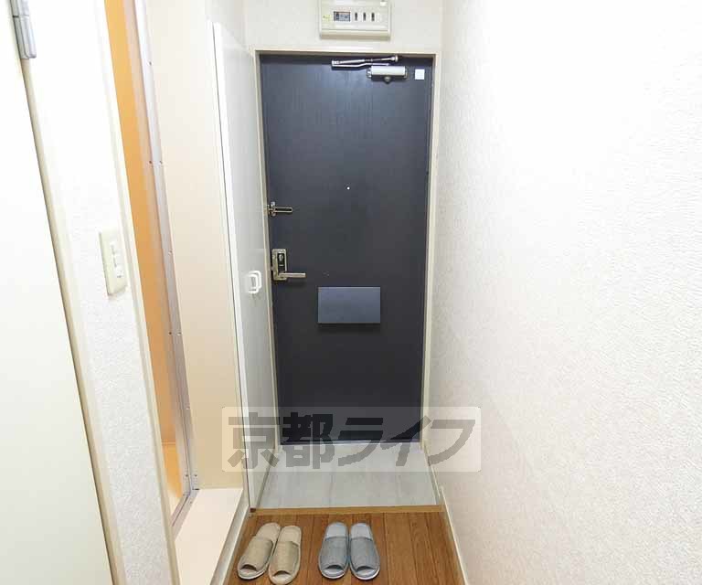 玄関　ロフトつきで家賃も安い