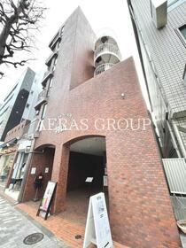 東京メトロ銀座線/外苑前駅 歩7分