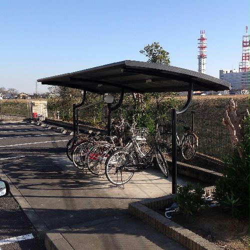 その他共有部分　屋根付き駐輪場です！