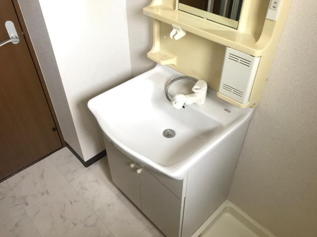 洗面設備　洗髪洗面化粧台