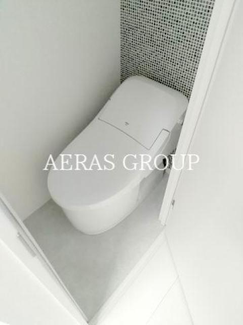 トイレ　温水洗浄便座