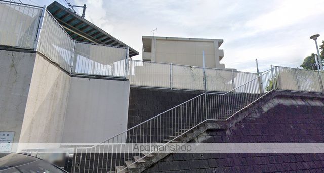 幼稚園・保育園　岩井保育園（幼稚園・保育園）まで875m