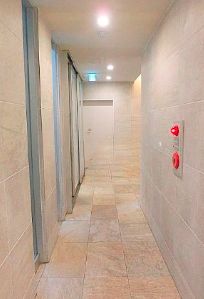 その他共有部分　清潔なロビーです