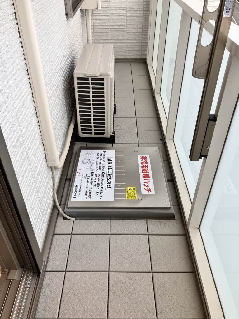 バルコニー　バルコニー