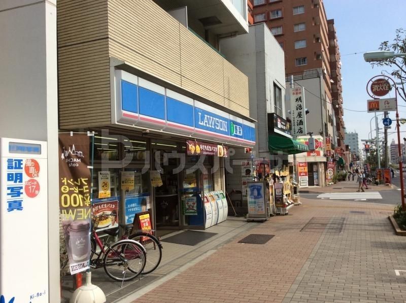 コンビニ　ローソン墨田三丁目店（コンビニ）まで240m