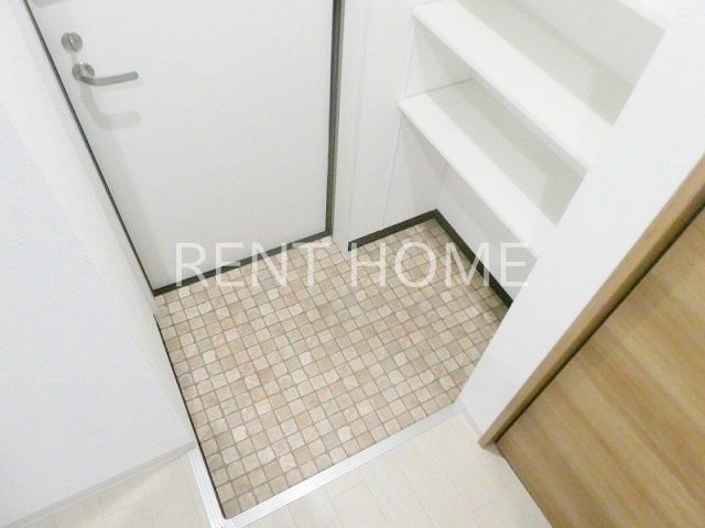 玄関　玄関です。