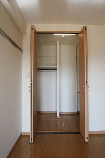 収納　ウォークインクローゼット【前回募集時画像のため現況優先】