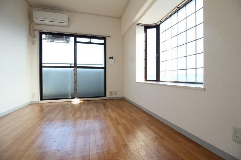 居室・リビング　１人には最適のお部屋です☆